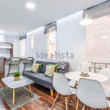 Apartamento Retiro Y Serrano Hotell Madrid Exteriör bild